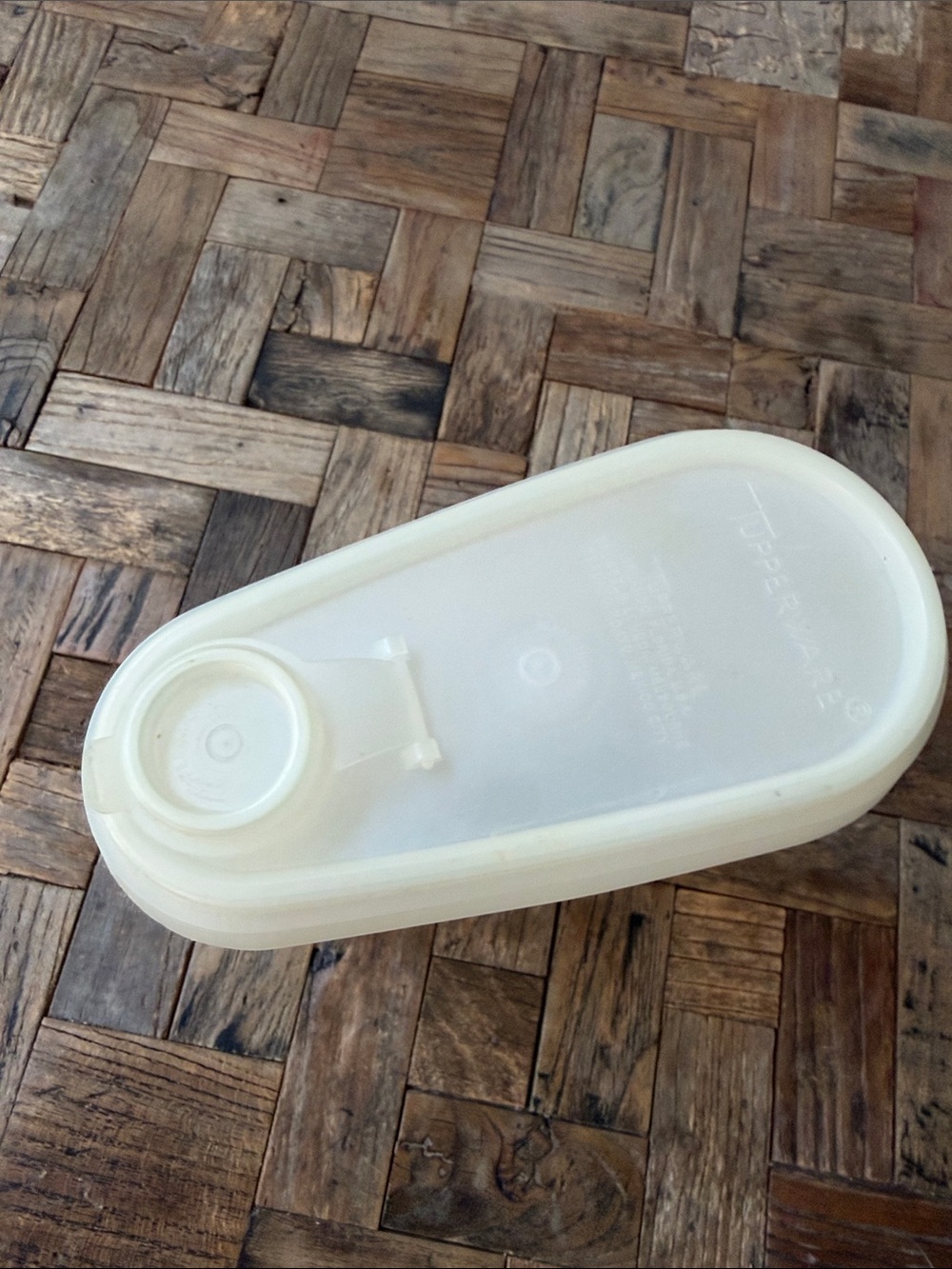 Tupperware - Picture 2 of 7